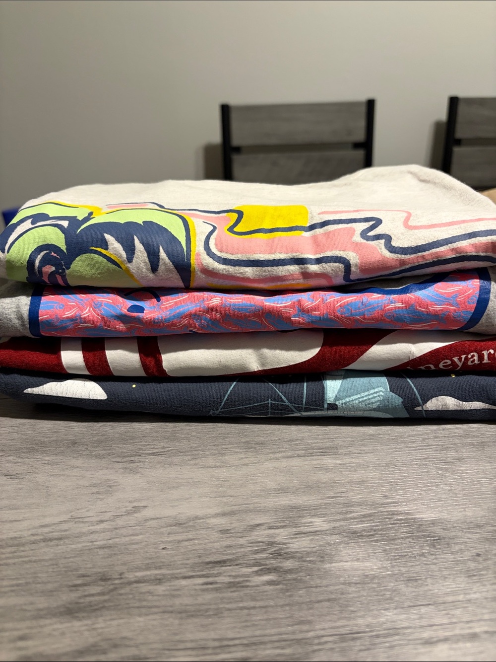 4 Pack Vineyard Vines Men’s Graphic Tees